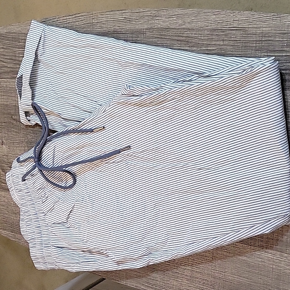 Pinstriped work pants. Size L. Navy Blue & White